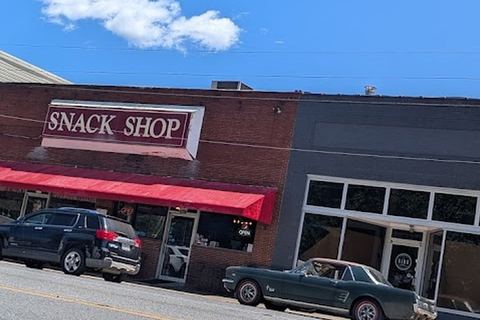 Snack Shop Family Restaurant